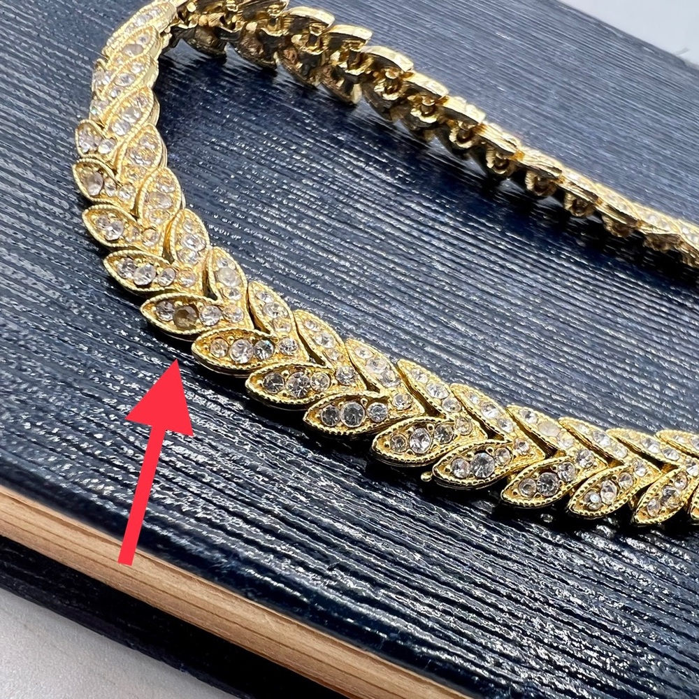 Vintage leafy gold tone rhinestone bracelet estate costume jewelry 7” - Picture 12 of 14